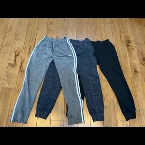 Lot of 3 pairs of Uniqlo sweatpants / Adidas athletic pants. Size M (size 10-12）
